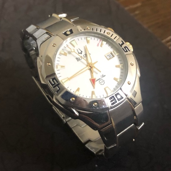 Bulova Watch from 2005-2006 - Picture 3 of 10